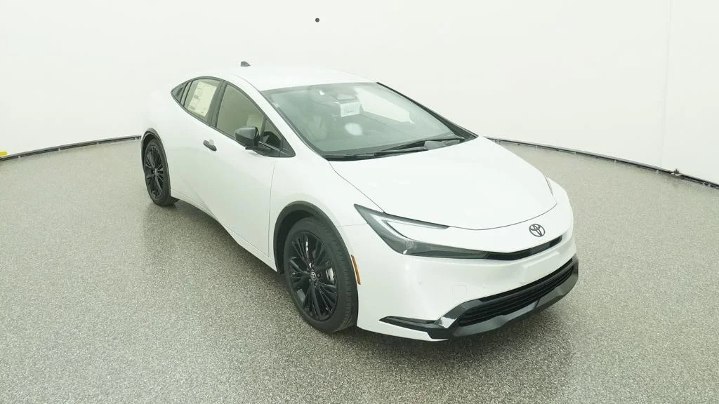 New 2026 Wind Chill Pearl Toyota Nightshade Edition image 14