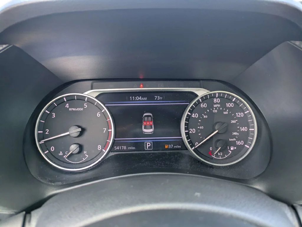 Used 2025 White Nissan SV image 24