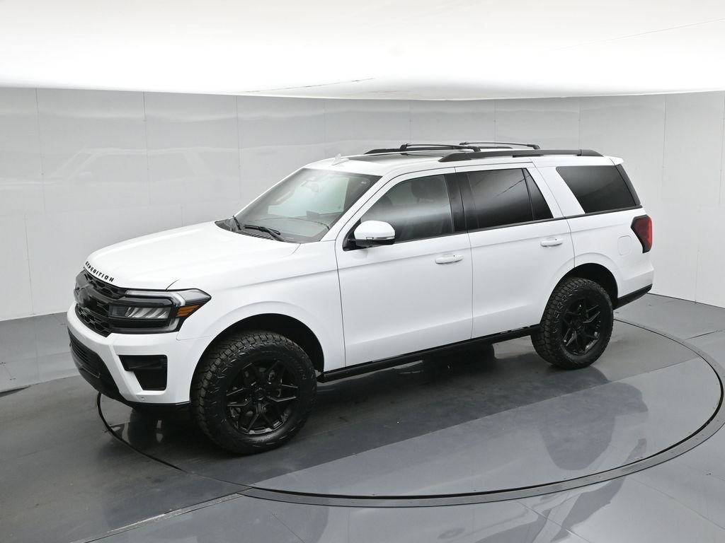Used 2024 White Ford Limited image 45