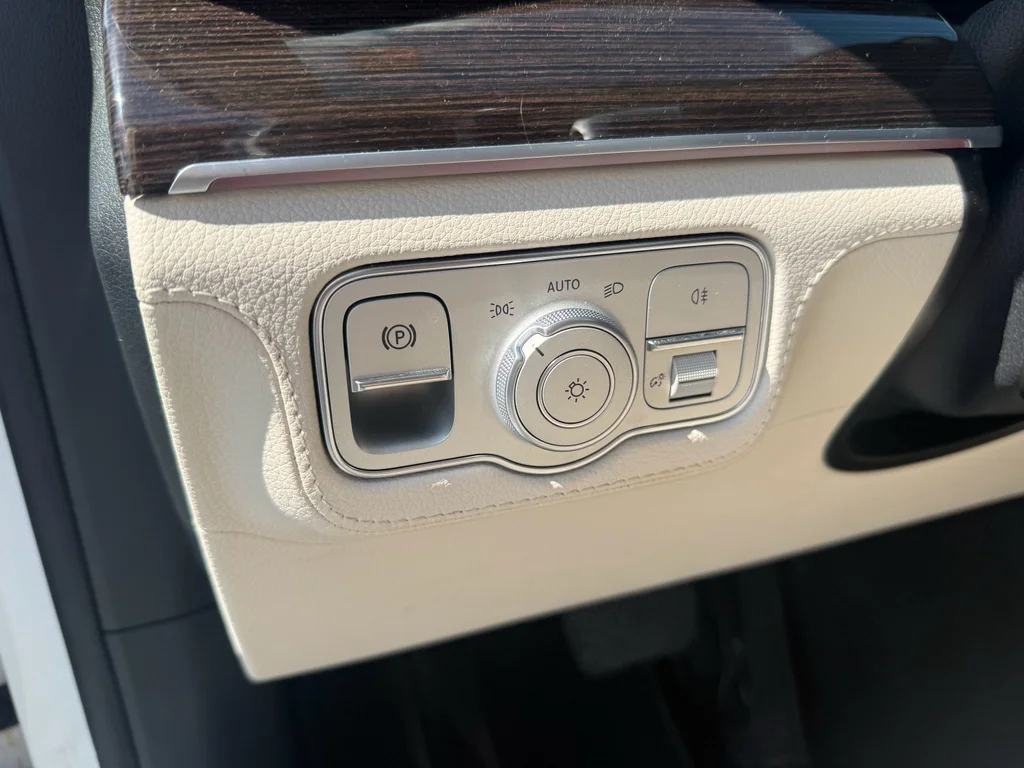 Used 2024 POLAR WHITE Mercedes-Benz GLE350 4MATIC® image 15