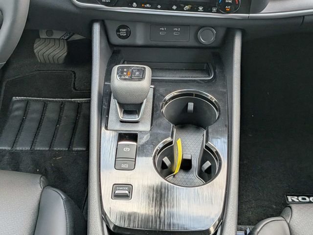 2026 Nissan Rogue SV - Photo 18