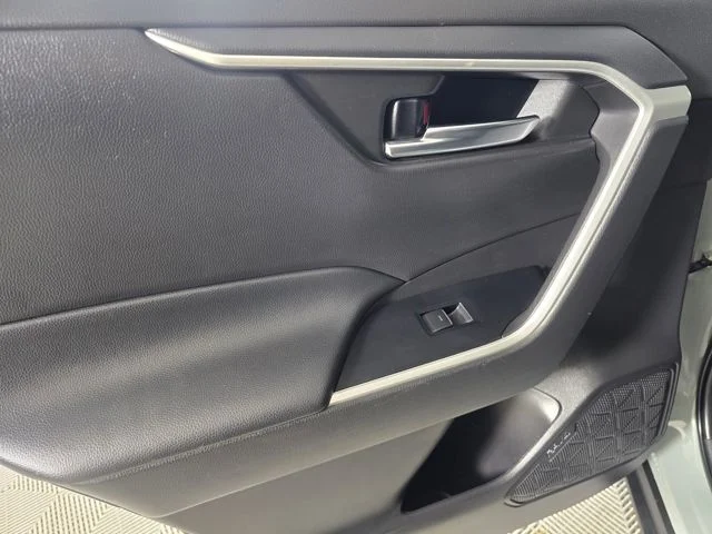 Used 2022 Gray Toyota XLE image 13