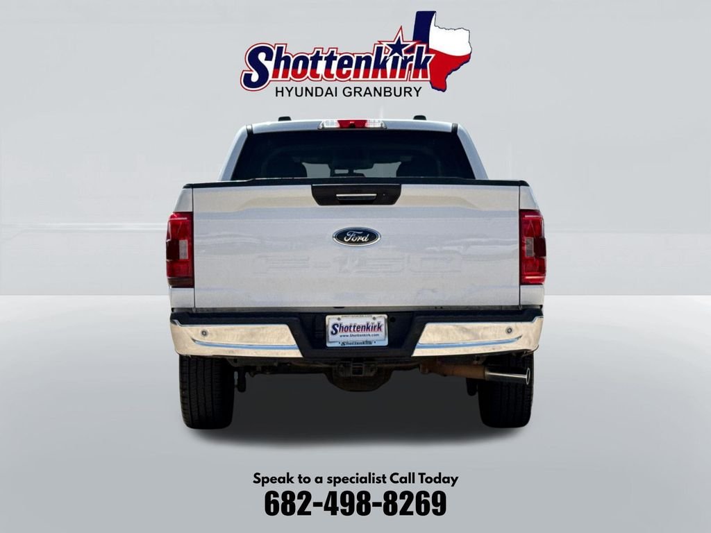 Used 2022 White Ford XLT image 7