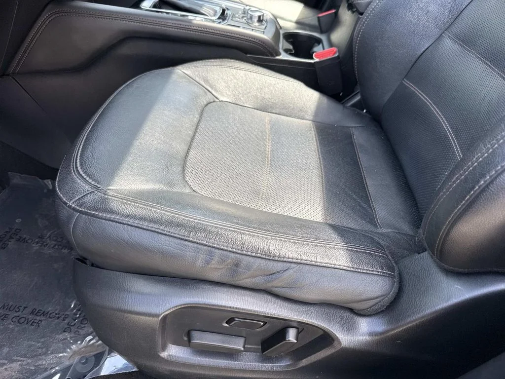 Used 2017 Gray Mazda Grand Touring image 28
