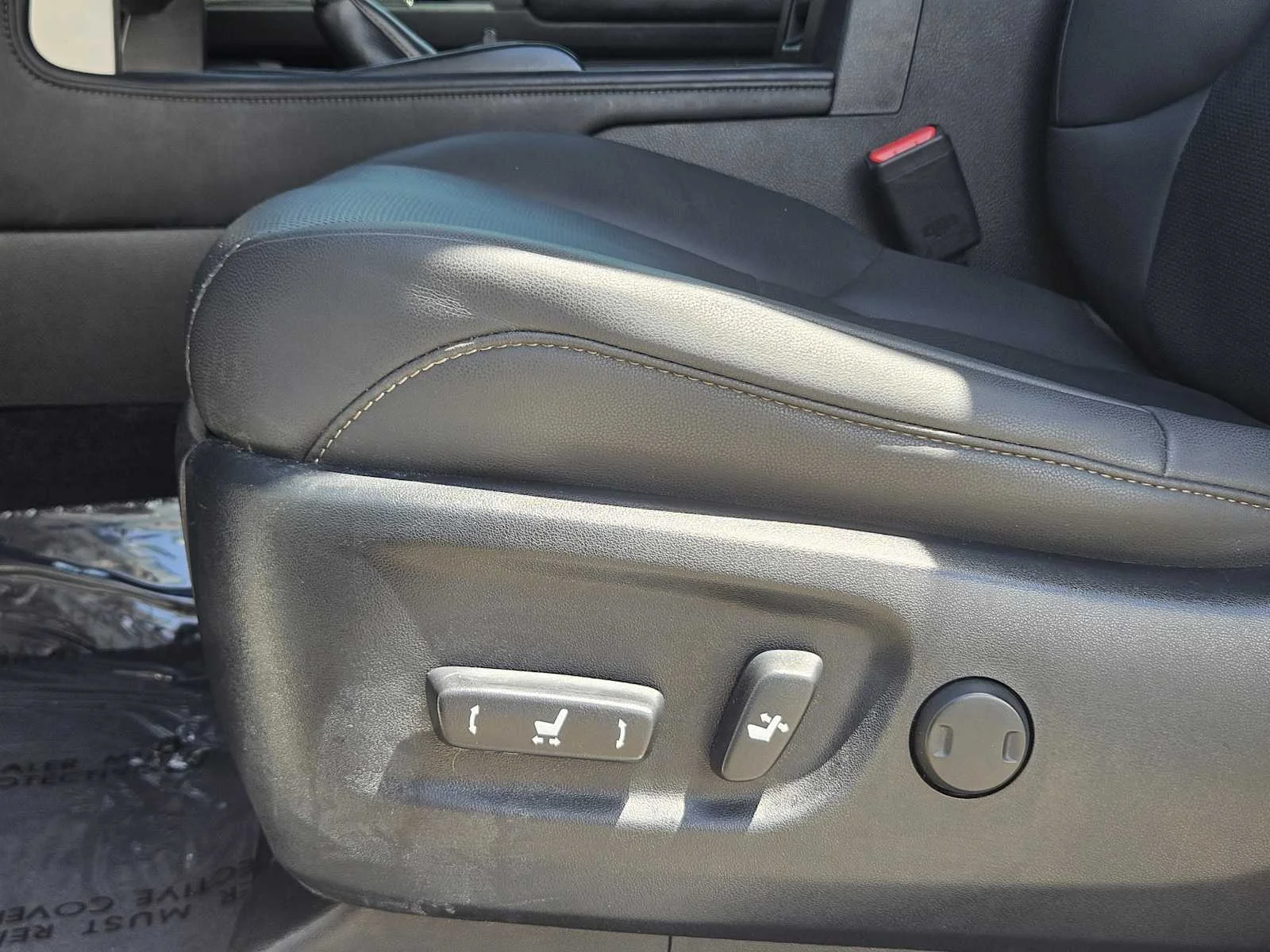 Certified Used 2021 STARFIRE PEARL Lexus Premium image 18