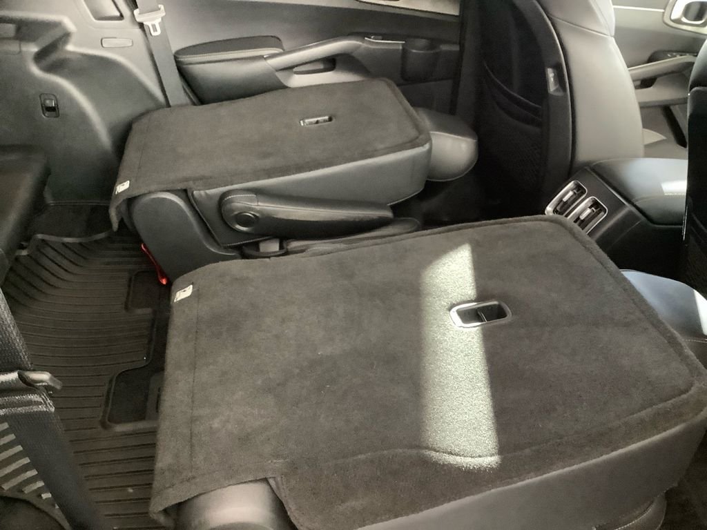 Used 2026 Green Kia X-Line EX image 17