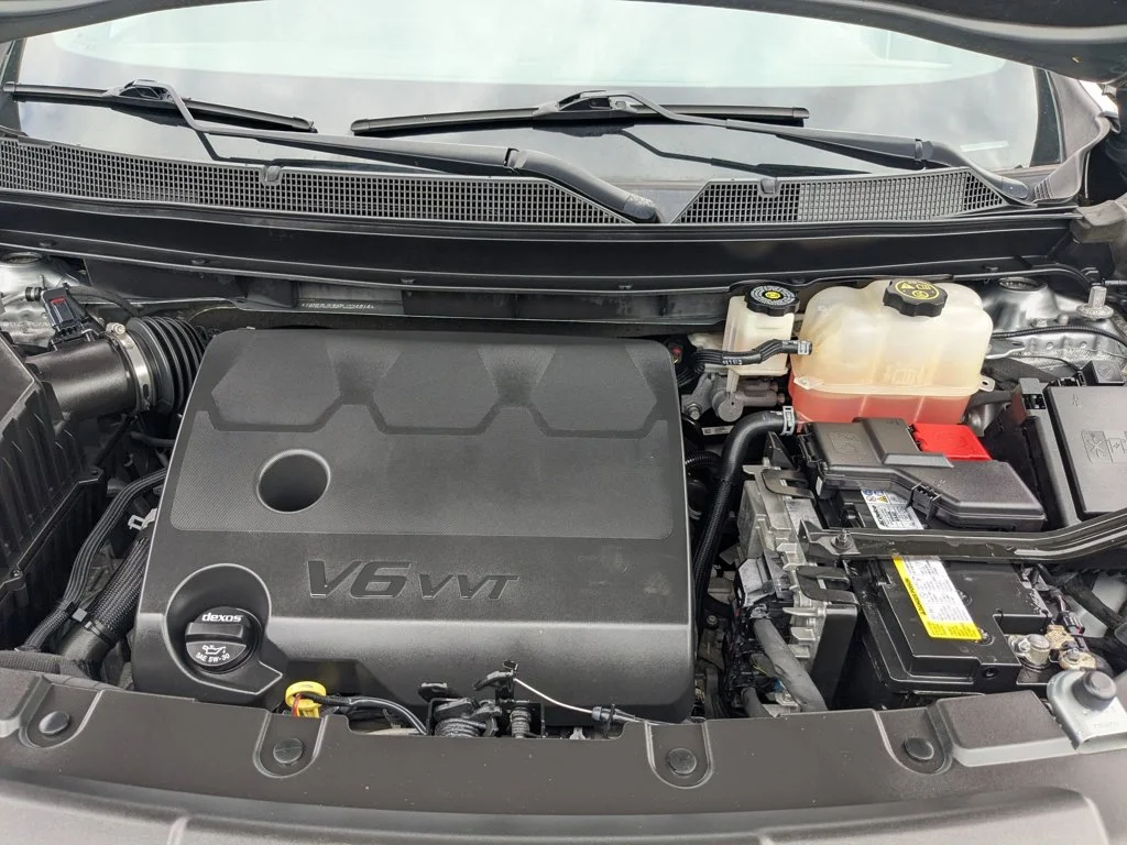 Used 2023 Sterling Gray Metallic Chevrolet RS image 34