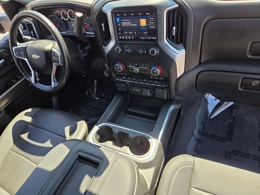 Used 2022 Summit White Chevrolet LTZ image 16