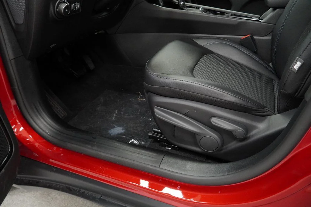 2026 Jeep Compass Altitude - Photo 28