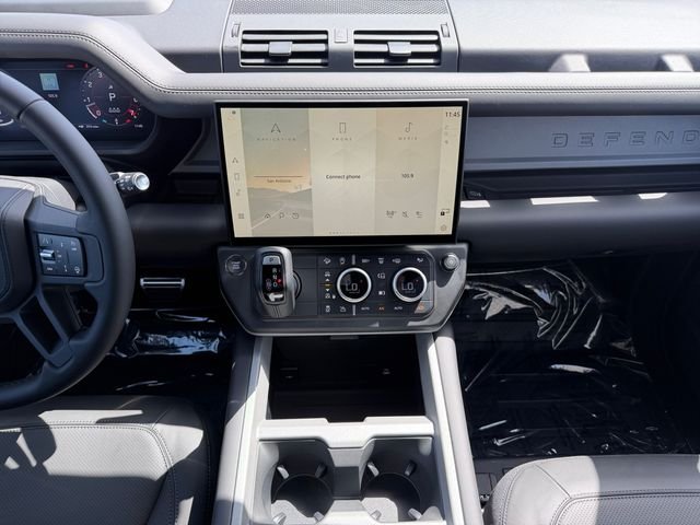 New 2026 Santorini Black Land Rover V8 image 15