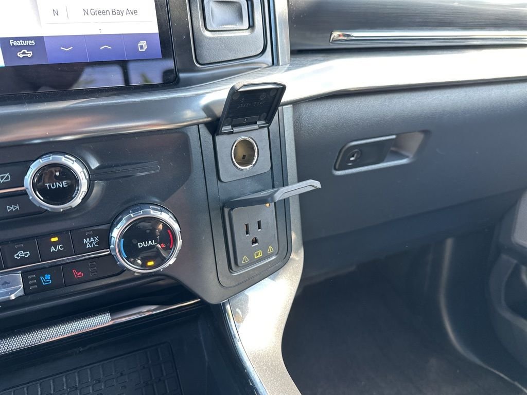 Used 2023 Black Ford Lariat image 34