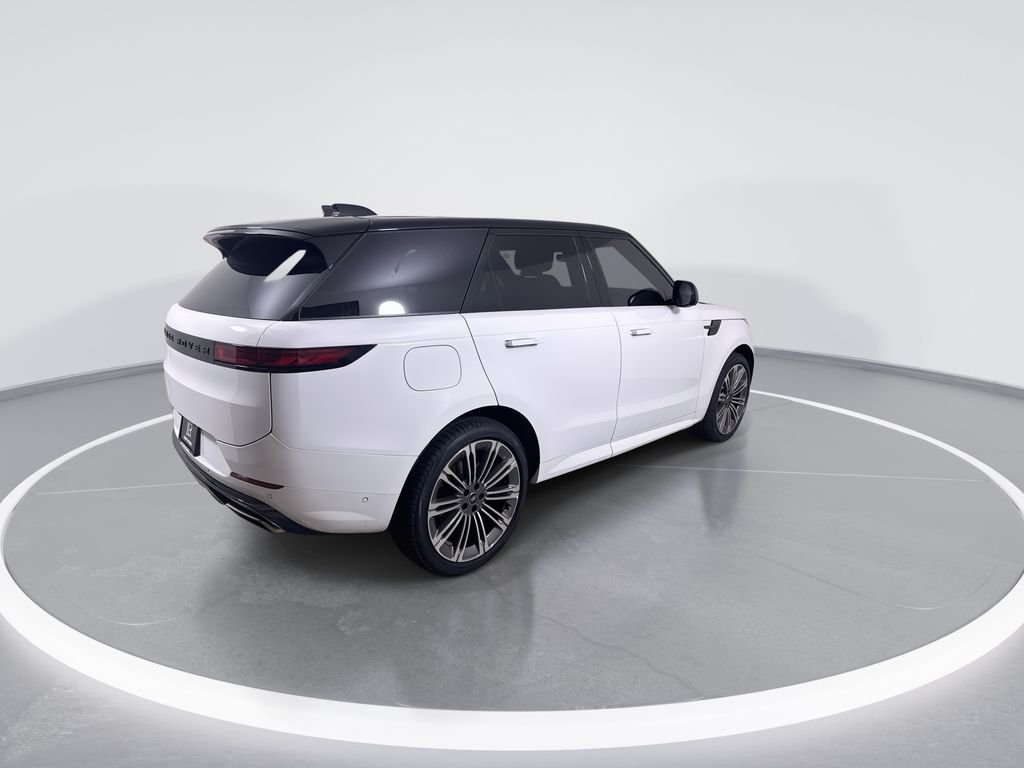 Certified Used 2024 White Land Rover Dynamic SE image 8