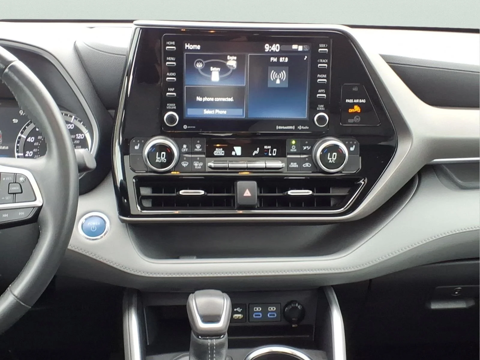 Used 2022 Black Toyota XLE image 13