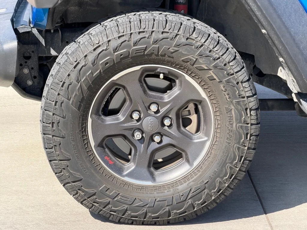 Certified Used 2022 Blue Jeep Rubicon image 8