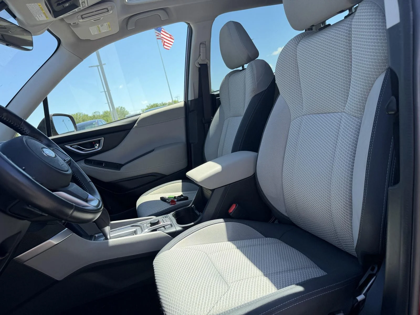 Used 2020  Subaru Premium image 9