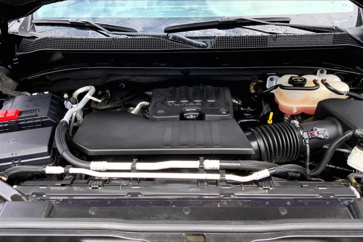 Used 2024 Dark Ash Metallic Chevrolet LT image 31