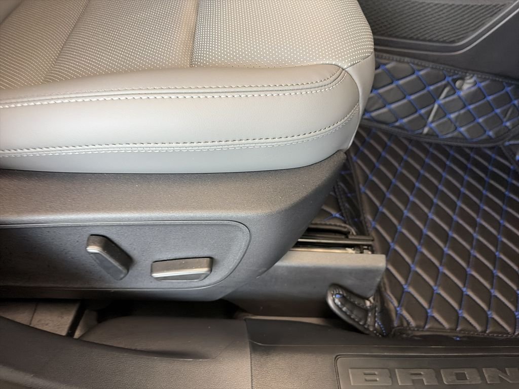 Certified Used 2026 Azure Gray Metallic Ford Badlands image 32