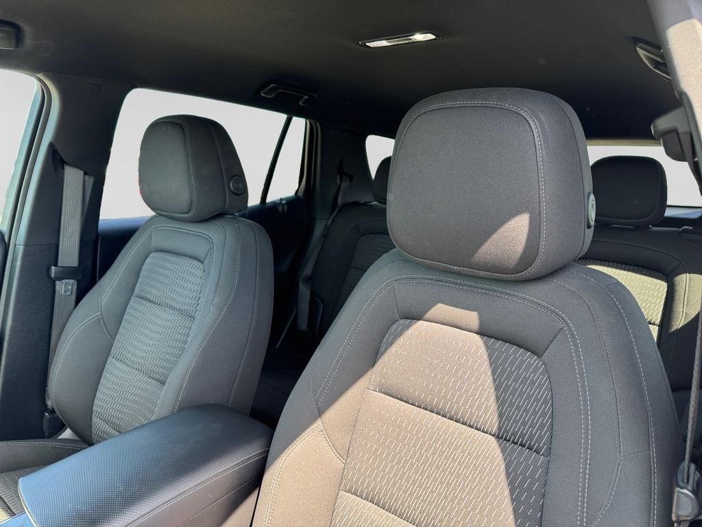 Used 2025 Black Chevrolet LT image 18