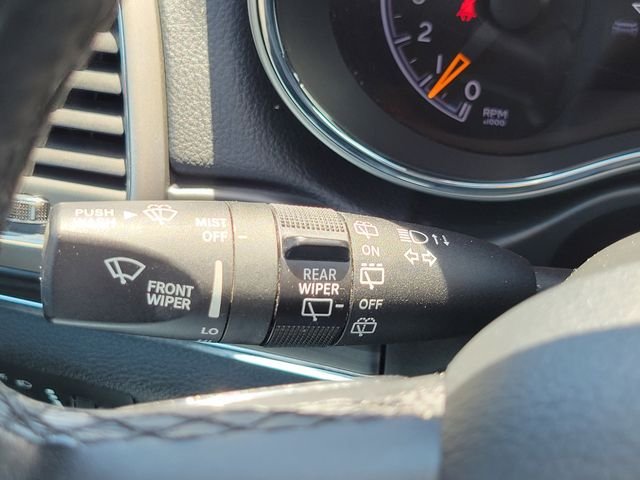 Used 2020 Blue Jeep Limited image 15