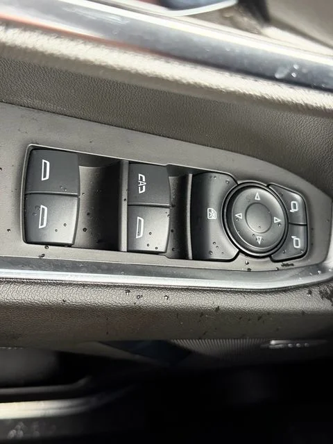 Used 2024 White Chevrolet RST image 32