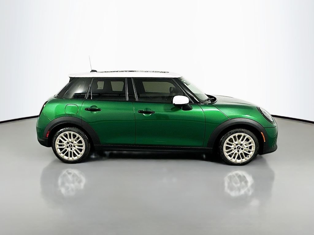 Used 2025 Green MINI Iconic image 4