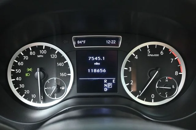 Used 2019 Black INFINITI LUXE image 31