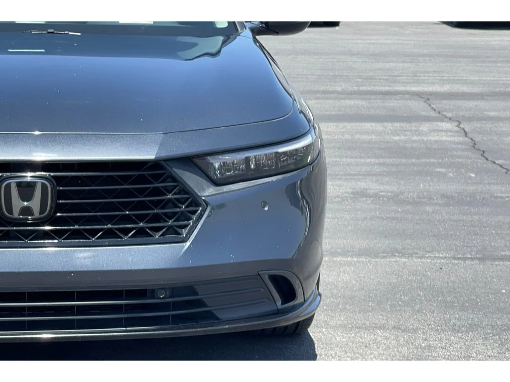 Used 2023 Meteorite Gray Metallic Honda EX-L image 19