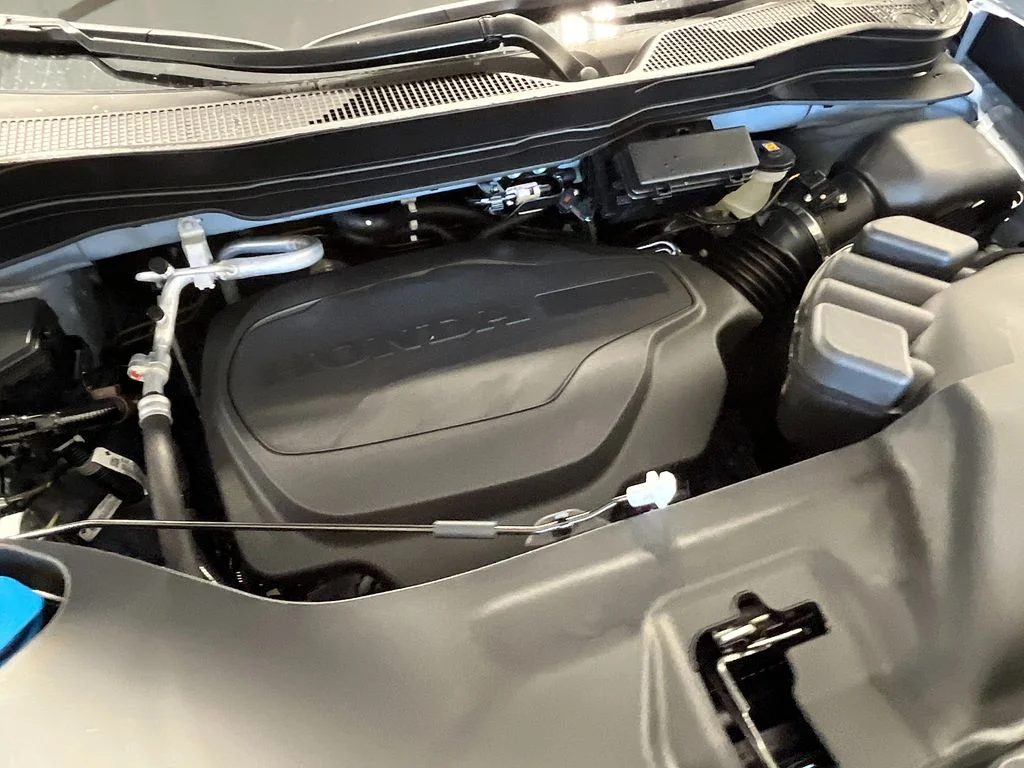 New 2026 Sonic Gray Pearl Honda Black Edition image 13