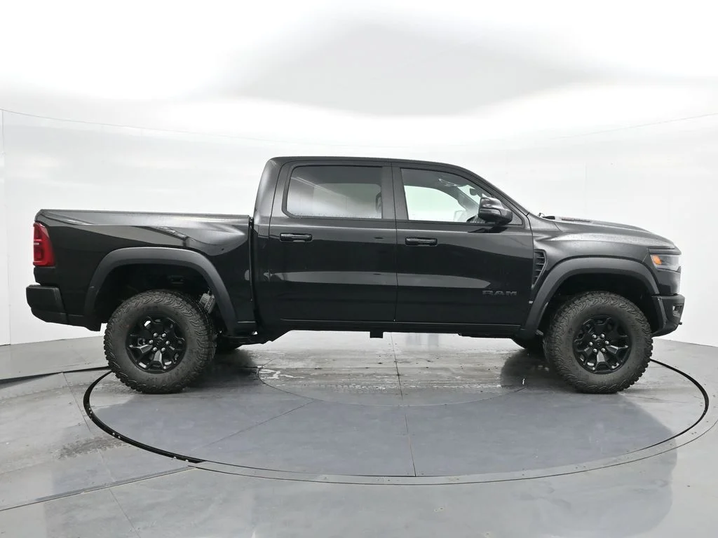 New 2026 Diamond Black Crystal Pearl-Coat Exterior Paint RAM RHO image 6