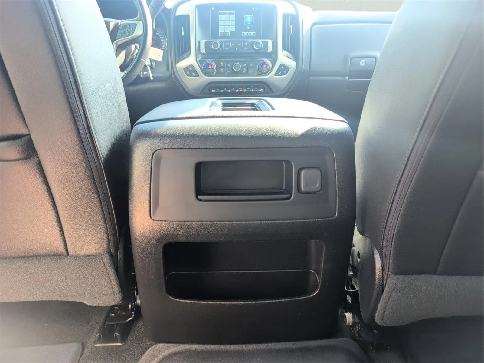 Used 2018 Quicksilver Metallic GMC SLT image 30