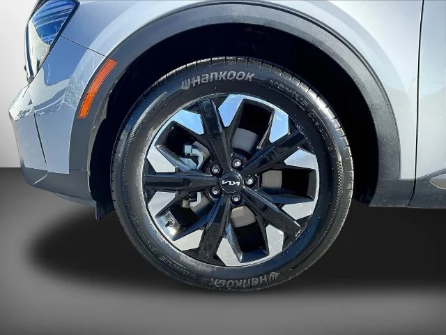 Used 2024 Gray Kia X-Line image 40