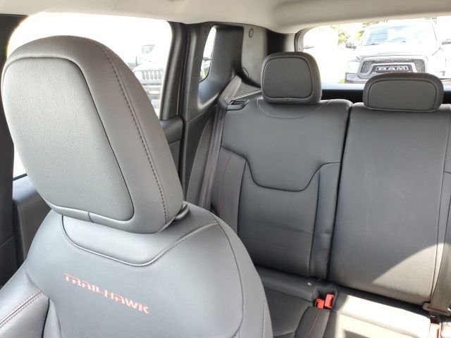 Used 2023 White Jeep Trailhawk image 14