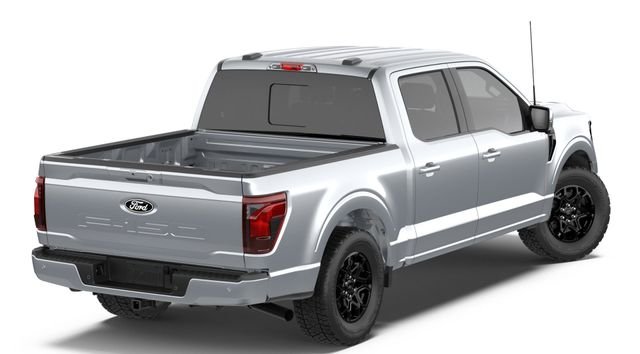 New 2026 Silver Metallic Ford XLT image 3