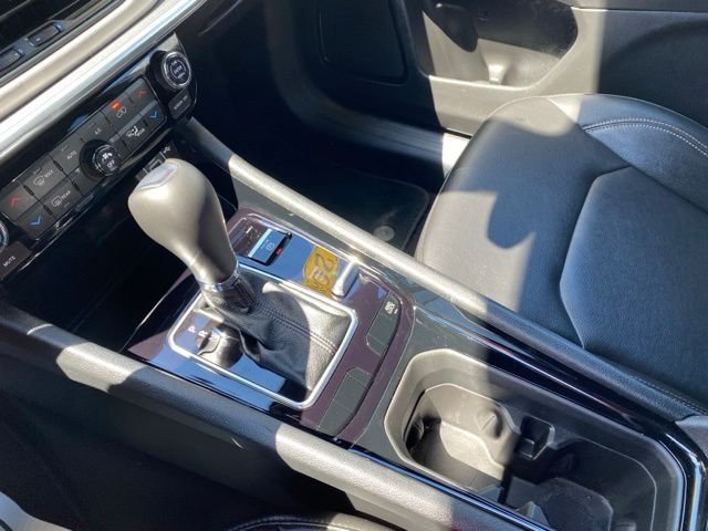 Used 2024 White Jeep Limited image 16