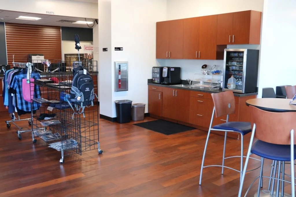 Used 2013 Gray Volkswagen Base image 16