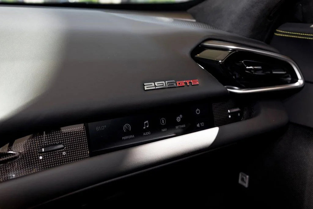 Used 2024 Sanusilver Ferrari  image 32