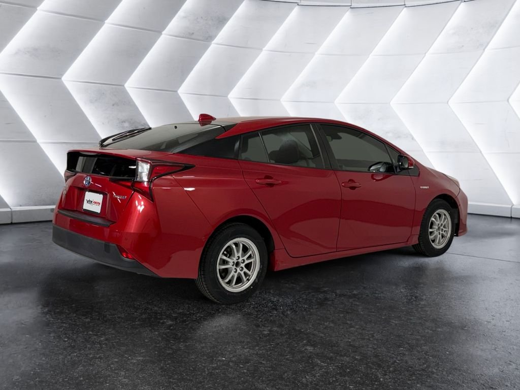 Used 2022 Red Toyota LE image 4