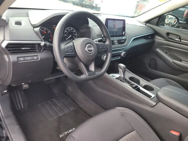 Used 2025 Black Nissan 2.5 S image 17