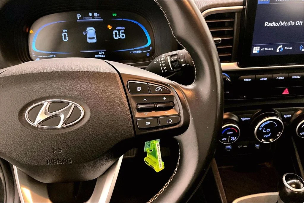 Certified Used 2023 Black Hyundai SEL image 12