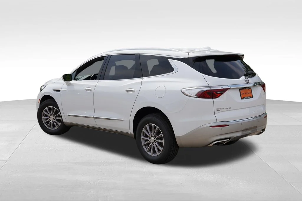 Used 2022 Summit White Buick Premium Group image 7