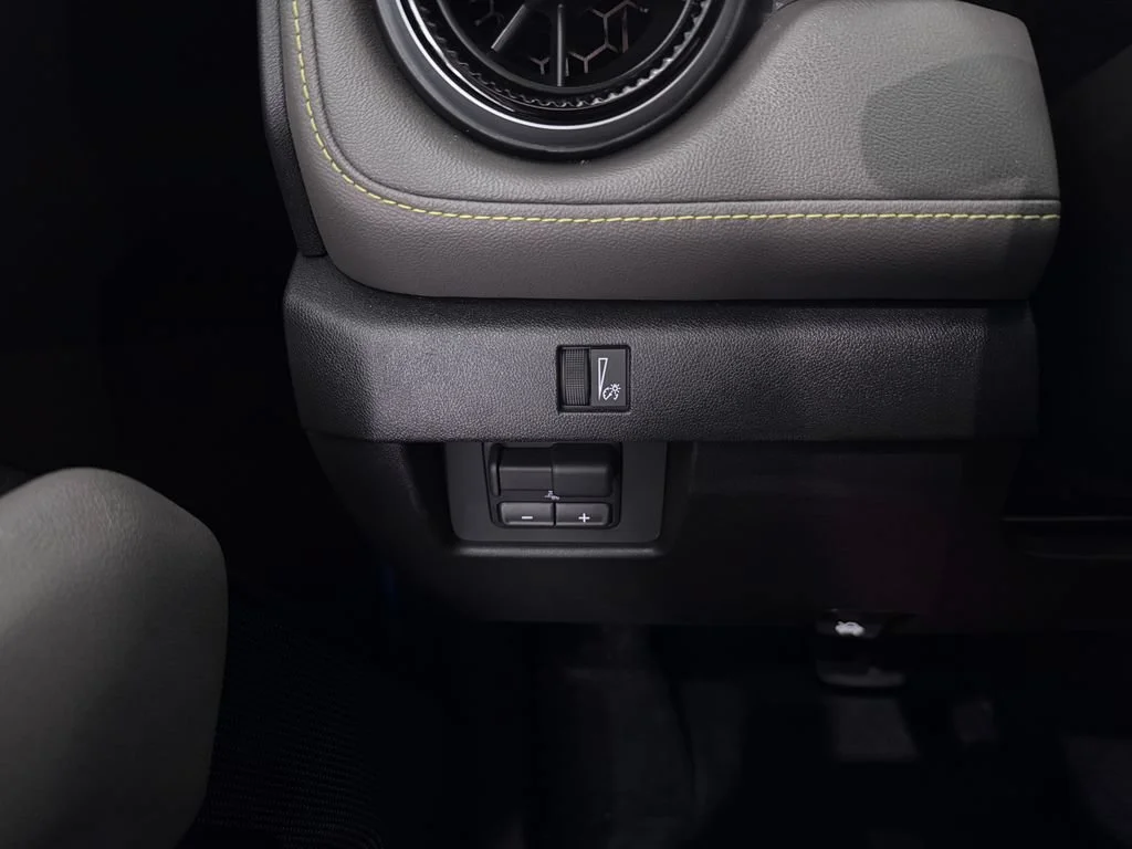 2025 Chevrolet Colorado ZR2 - Photo 26