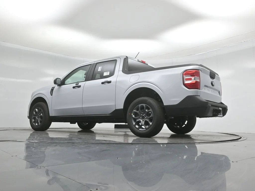 New 2026 White Ford XLT image 43