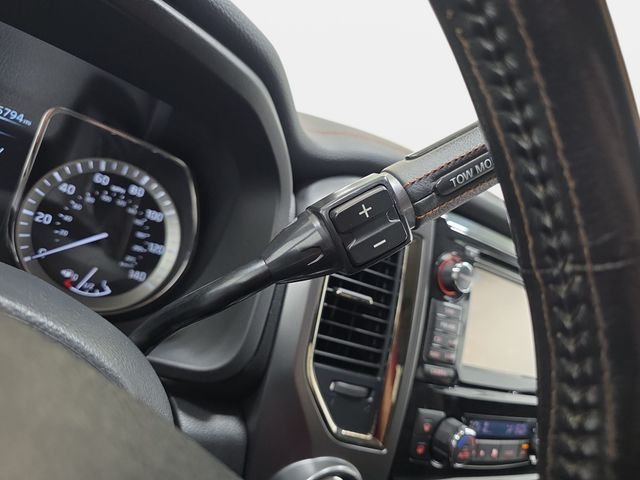 Used 2017 White Nissan Platinum Reserve image 24