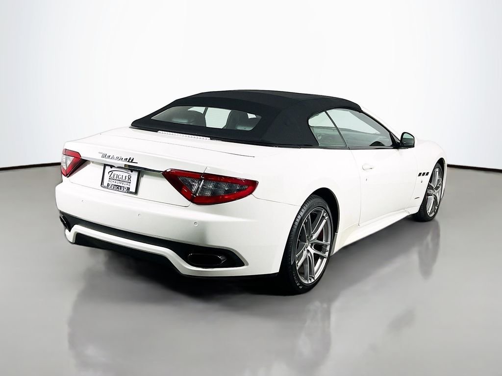 Used 2016 White Maserati Sport image 5