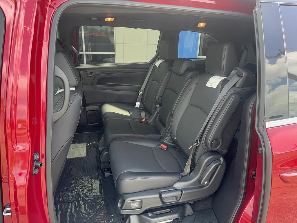 New 2026 Radiant Red Metallic II Honda Sport-L image 11