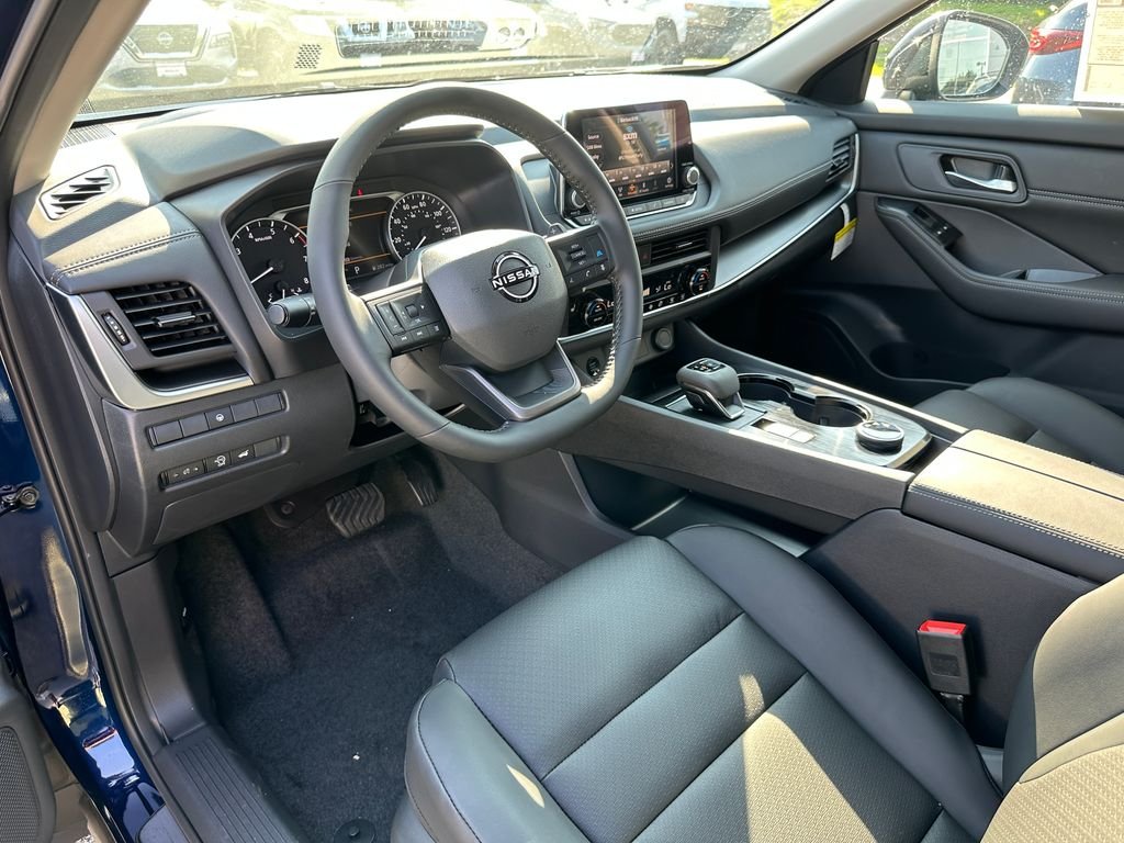 2026 Nissan Rogue Dark Armor - Photo 12