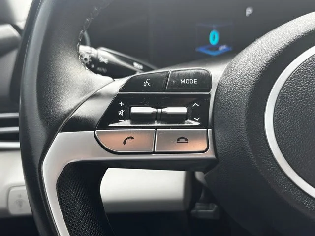 Used 2023 Black Hyundai Limited image 18