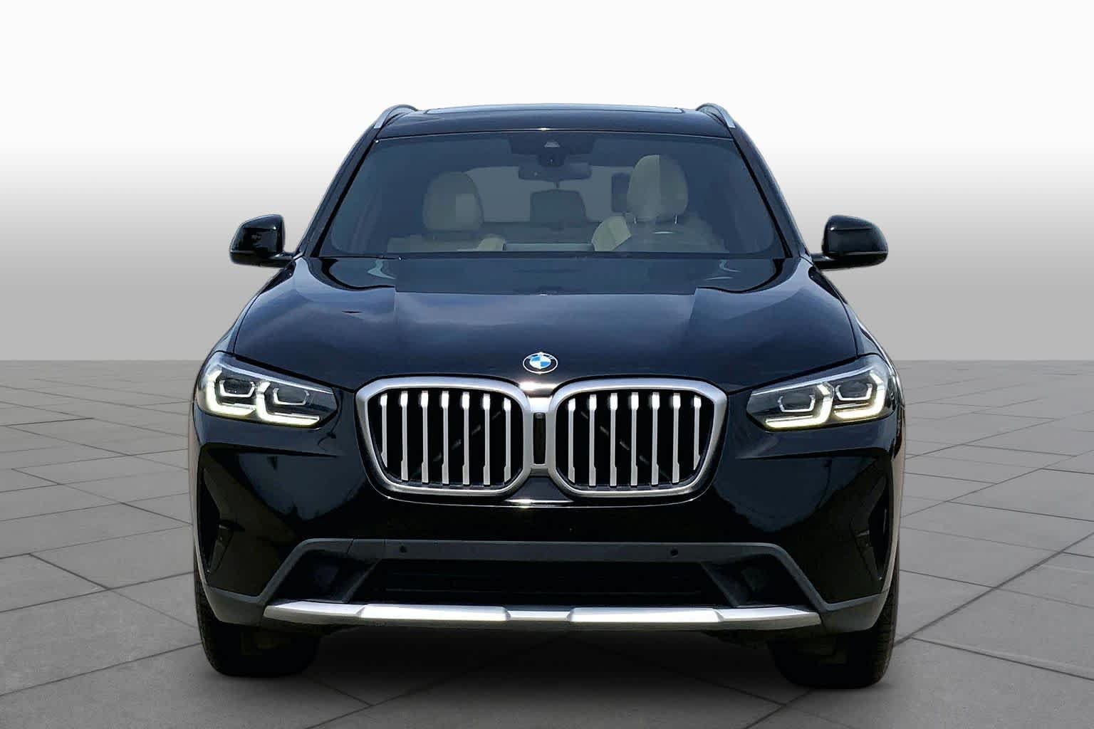 Used 2023 Jet Black BMW sDrive30i image 3
