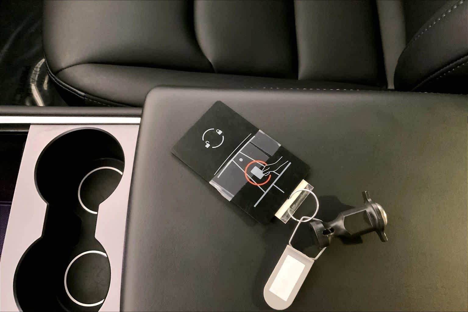 Used 2023 Deep Blue Metallic Tesla Performance image 14