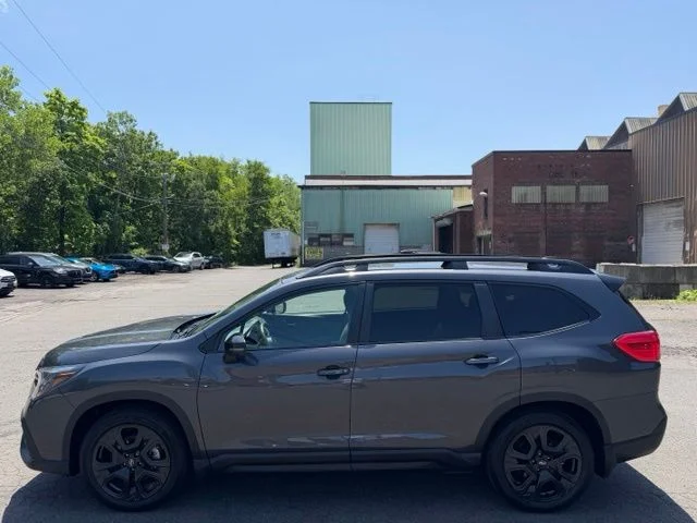 Used 2023 Gray Subaru Onyx Edition image 9